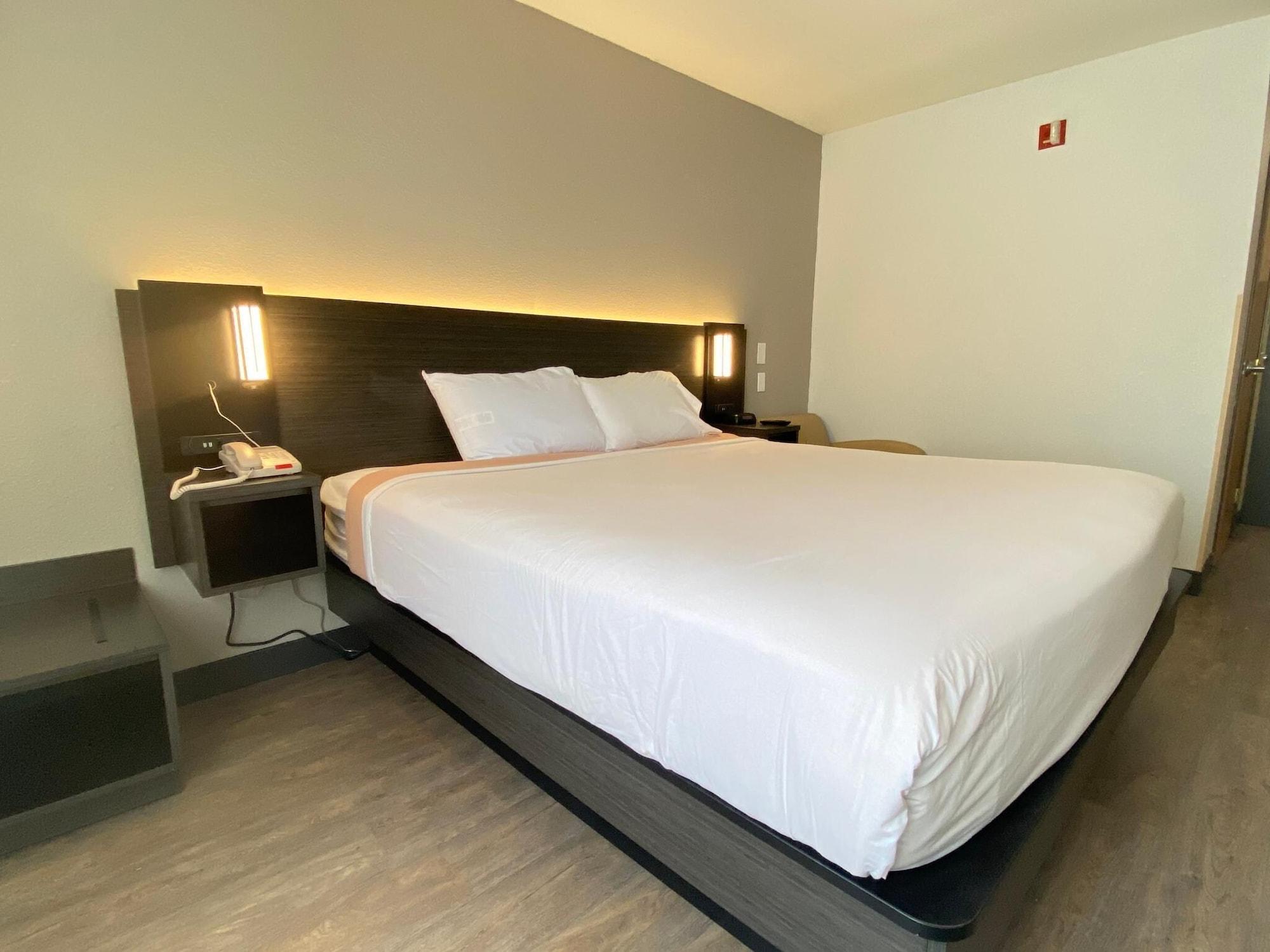 Pinetop Studio Suites 外观 照片