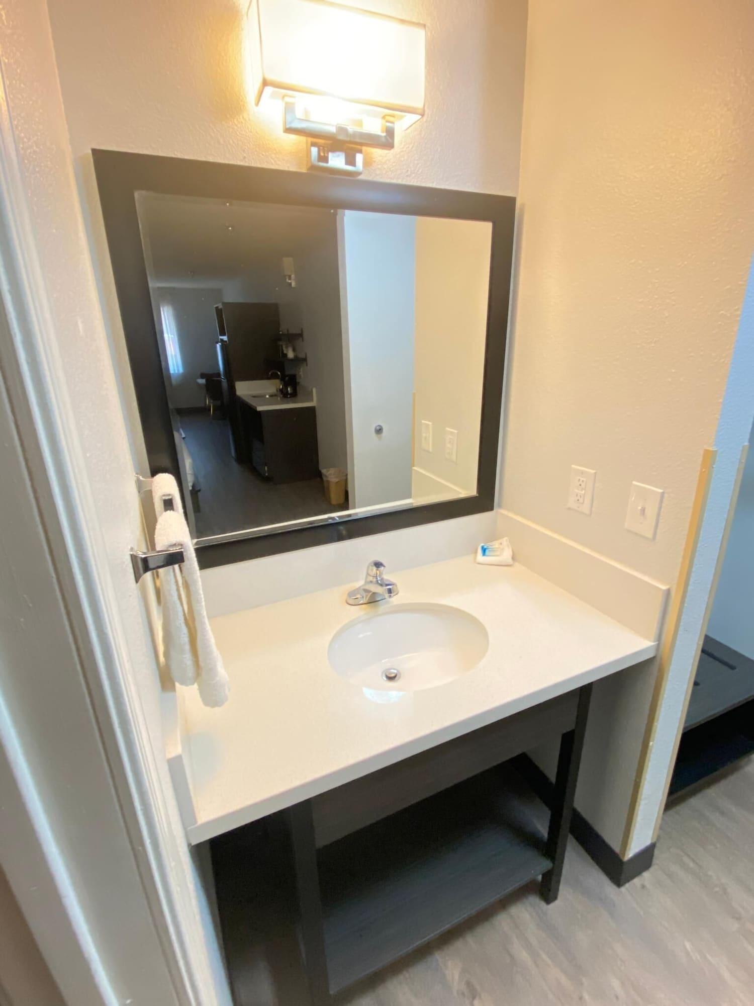 Pinetop Studio Suites 外观 照片